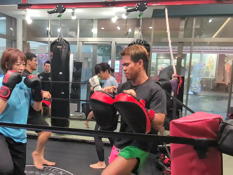 初心者へのミット指導